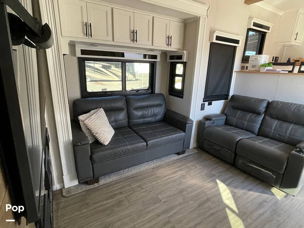 2022 RiverStone Reserve 3950FWK by Forest River from Pop RVs in Camino, California
