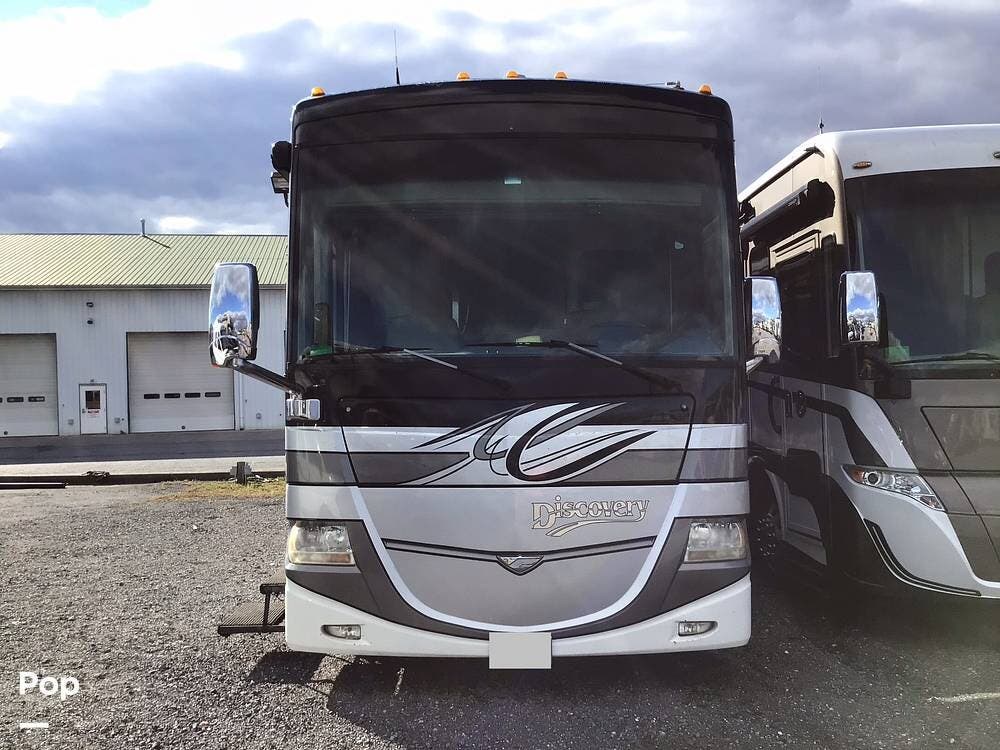 Used 2012 Fleetwood Discovery 40X available in Thurmont, Maryland