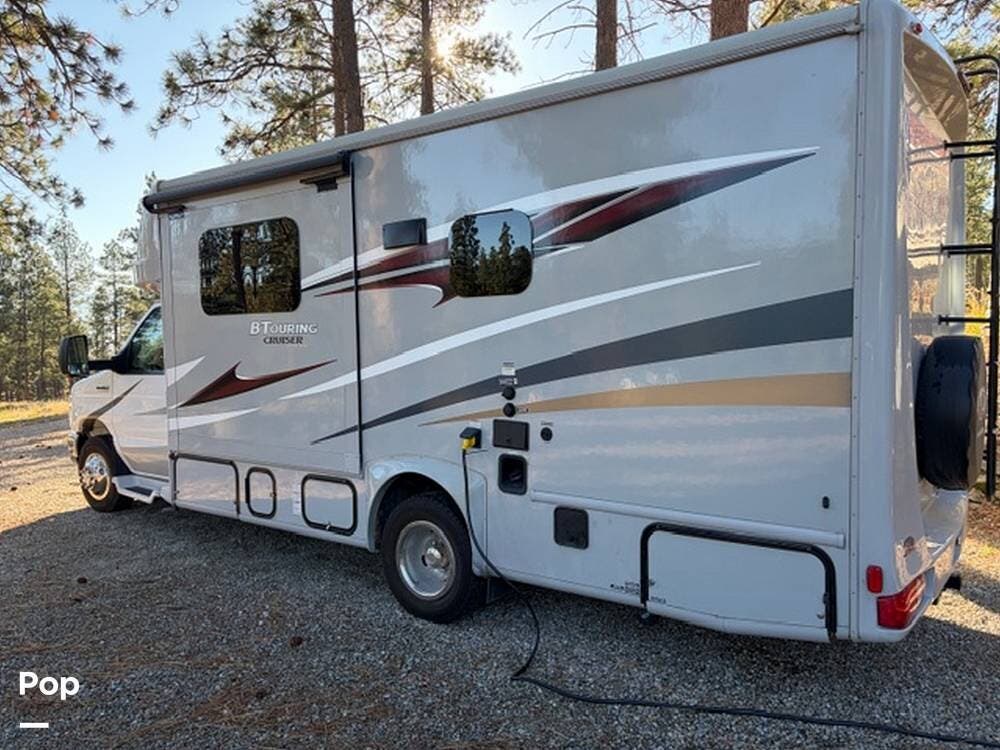 2024 Gulf Stream BT Cruiser 5240 - Used Class C For Sale by Pop RVs in Victor, Montana features Slideout, Air Conditioning, Generator, Awning