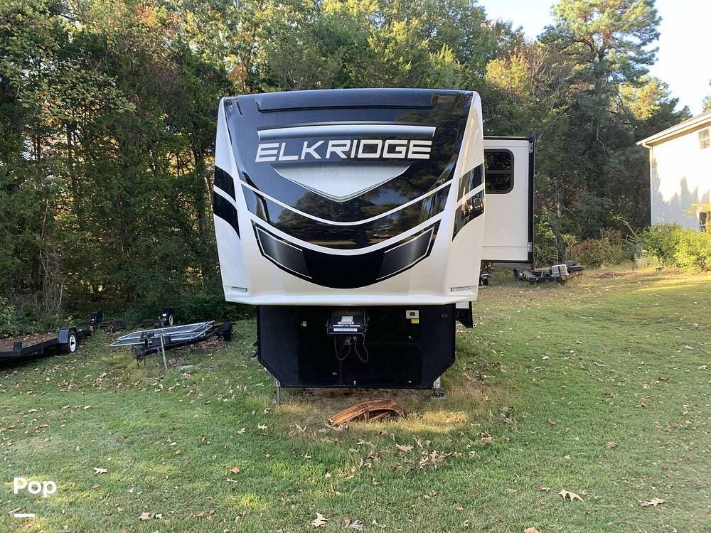 Used 2022 Heartland ElkRidge ER 38MB available in Colonial Beach, Virginia