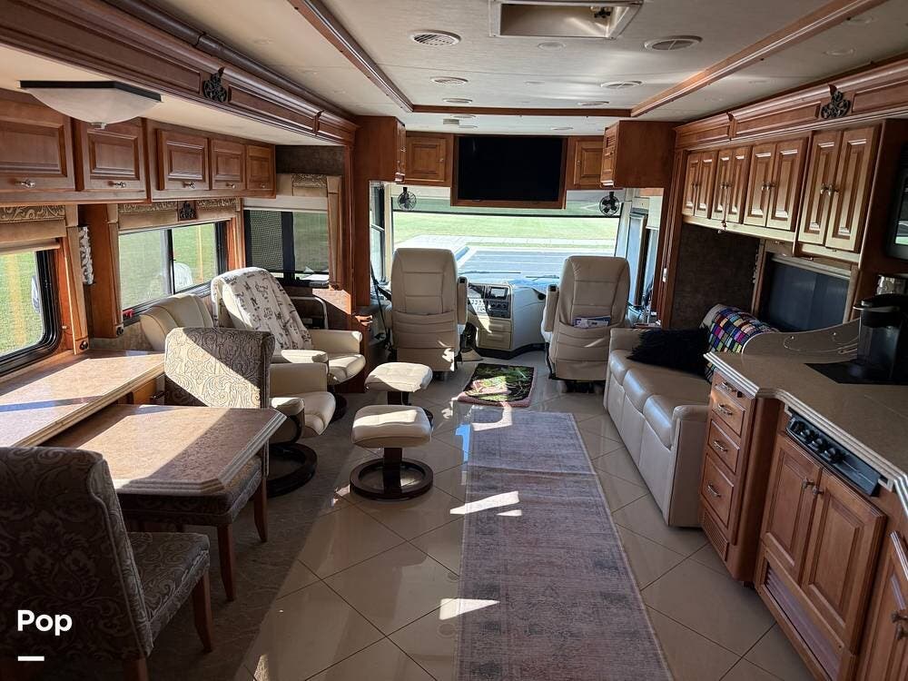 2011 Phaeton 42QBH by Tiffin from Pop RVs in Syracuse, Utah