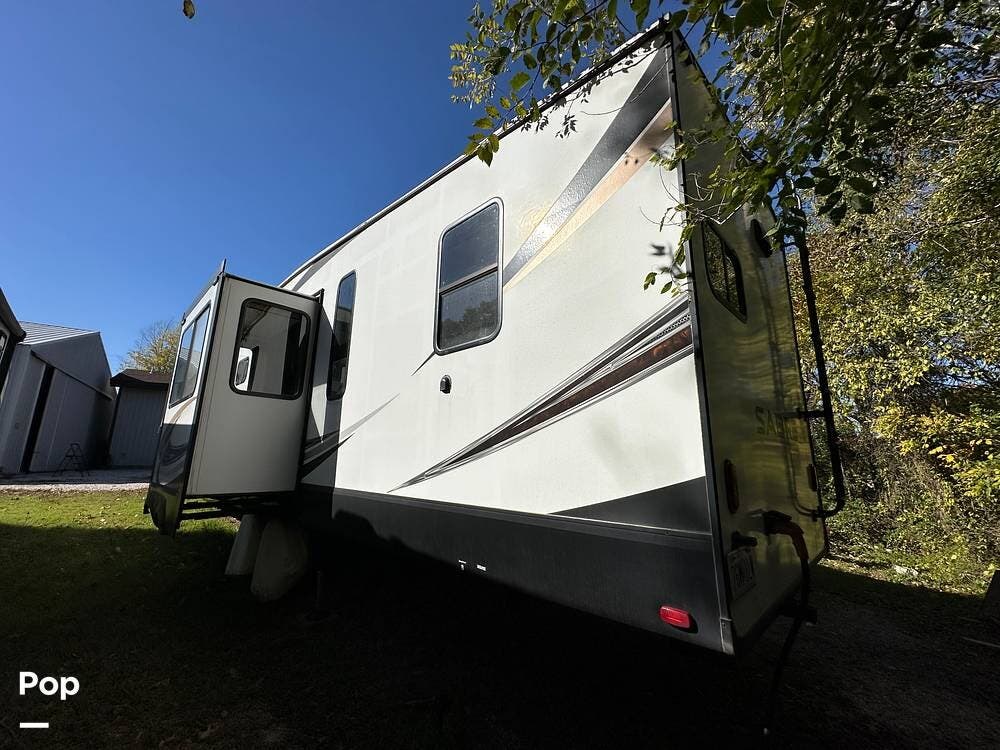 Used 2021 Palomino Sabre 37FBT available in Camdenton, Missouri