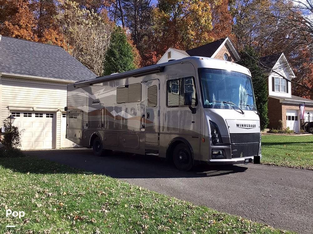2025 Sunstar 29NP by Winnebago from Pop RVs in Woodbridge, Virginia