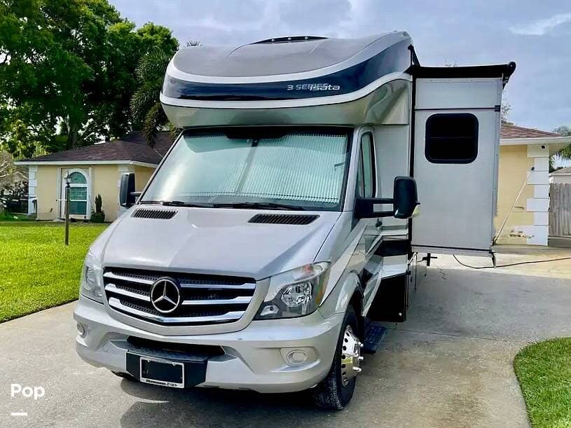 2019 Dynamax Corp Isata 3 24FW Mercedes - Used Class C For Sale by Pop RVs in Vero Beach, Florida features Generator, Awning, Slideout, Air Conditioning