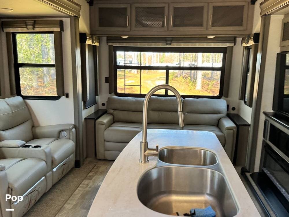Used 2020 Keystone Montana 3854BR available in Tallassee, Alabama