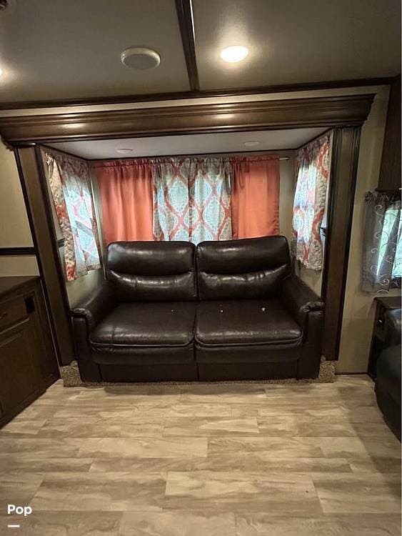 2018 Grand Design Solitude 375RES - Used Fifth Wheel For Sale by Pop RVs in Kirbyville, Missouri features Air Conditioning, Leveling Jacks, Awning, Slideout