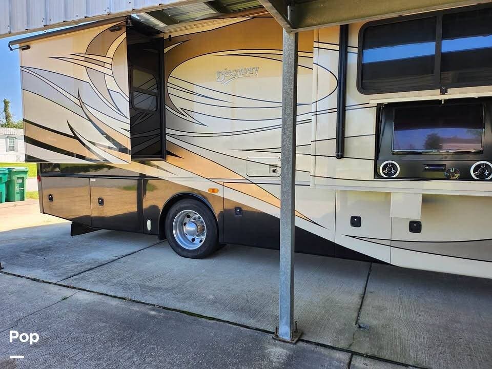 2010 Discovery 40K by Fleetwood from Pop RVs in Sulphur, Louisiana