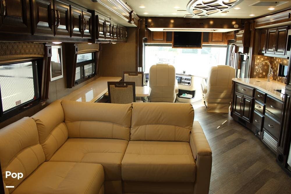 Used 2020 Holiday Rambler Navigator 38K available in Hot Springs National Park, Arkansas