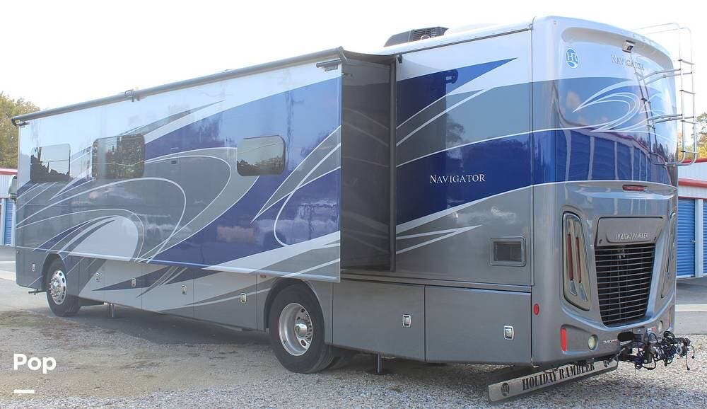 2020 Holiday Rambler Navigator 38K - Used Diesel Pusher For Sale by Pop RVs in Hot Springs National Park, Arkansas features Leveling Jacks, Generator, Slideout, Awning, Air Conditioning