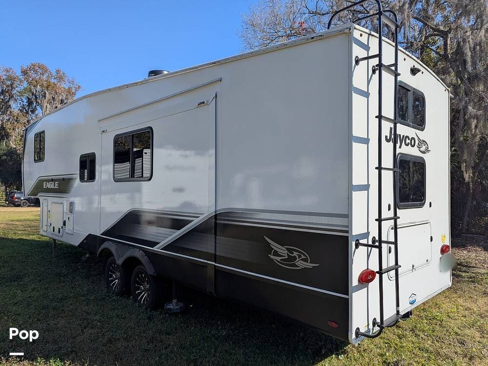 2024 Jayco Eagle 29DDB - Used Fifth Wheel For Sale by Pop RVs in Saint Augustine, Florida features Slideout, Leveling Jacks, Awning, Air Conditioning