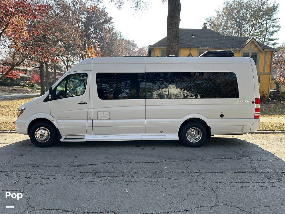 Used 2019 Coachmen Galleria 24FL available in Kansas City, Missouri