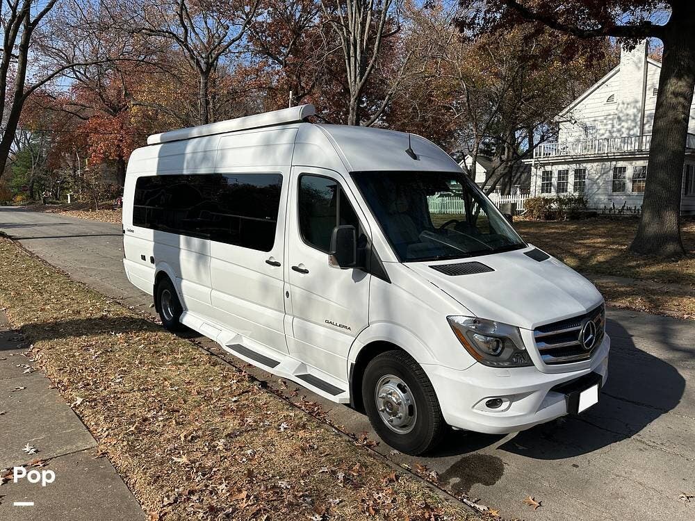 2019 Coachmen Galleria 24FL - Used Class B For Sale by Pop RVs in Kansas City, Missouri features Awning, Generator, Air Conditioning