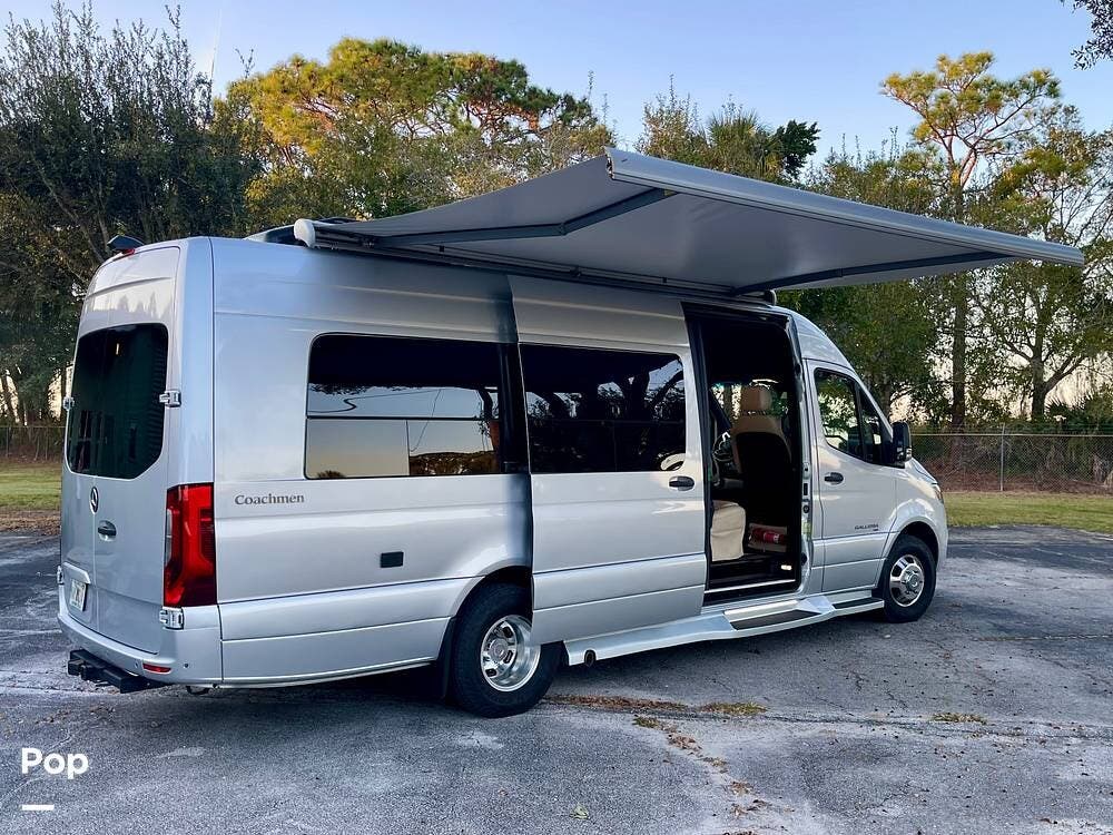 2020 Coachmen Galleria 24Q - Used Class B For Sale by Pop RVs in Port St Lucie, Florida features Generator, Awning, Air Conditioning