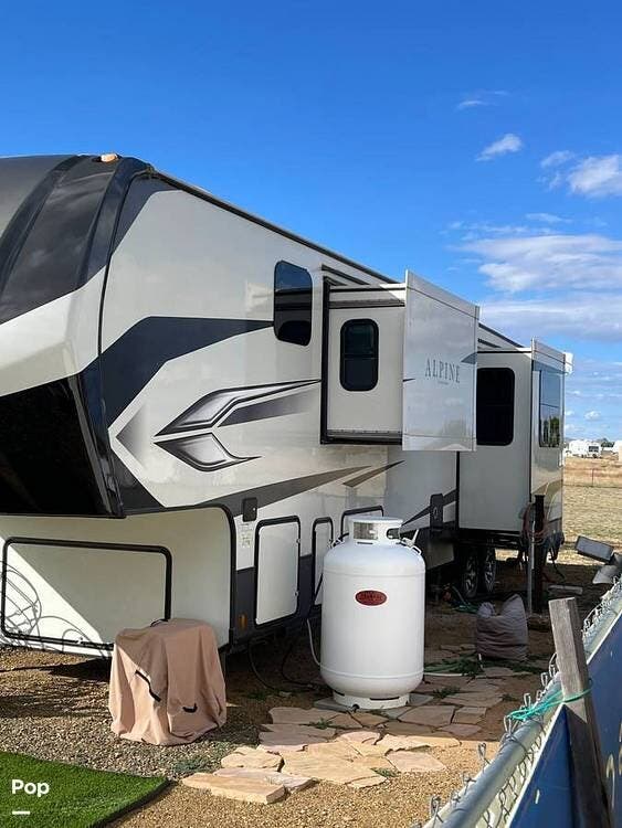 2022 Alpine 3910RK by Keystone from Pop RVs in Prescott Valley, Arizona