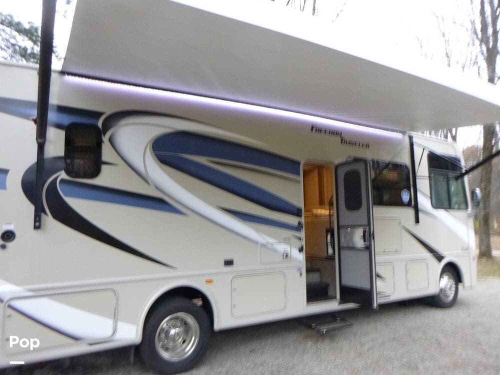 2022 Freedom Traveler A32 by Thor America from Pop RVs in North Conway, New Hampshire