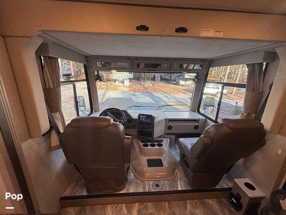 2022 Windsport 29M by Thor Motor Coach from Pop RVs in Mohnton, Pennsylvania