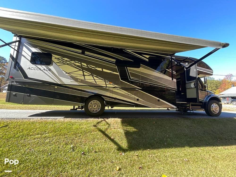 2022 Entegra Coach Accolade 37M - Used Super C For Sale by Pop RVs in Landrum, South Carolina features Awning, Generator, Slideout, Leveling Jacks, Air Conditioning