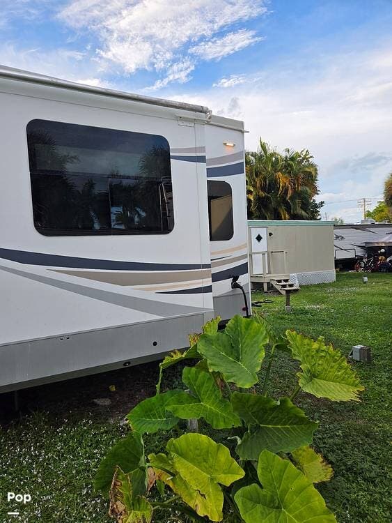 2021 Columbus Palomino  366RLC by Forest River from Pop RVs in Indian Harbour Beach, Florida