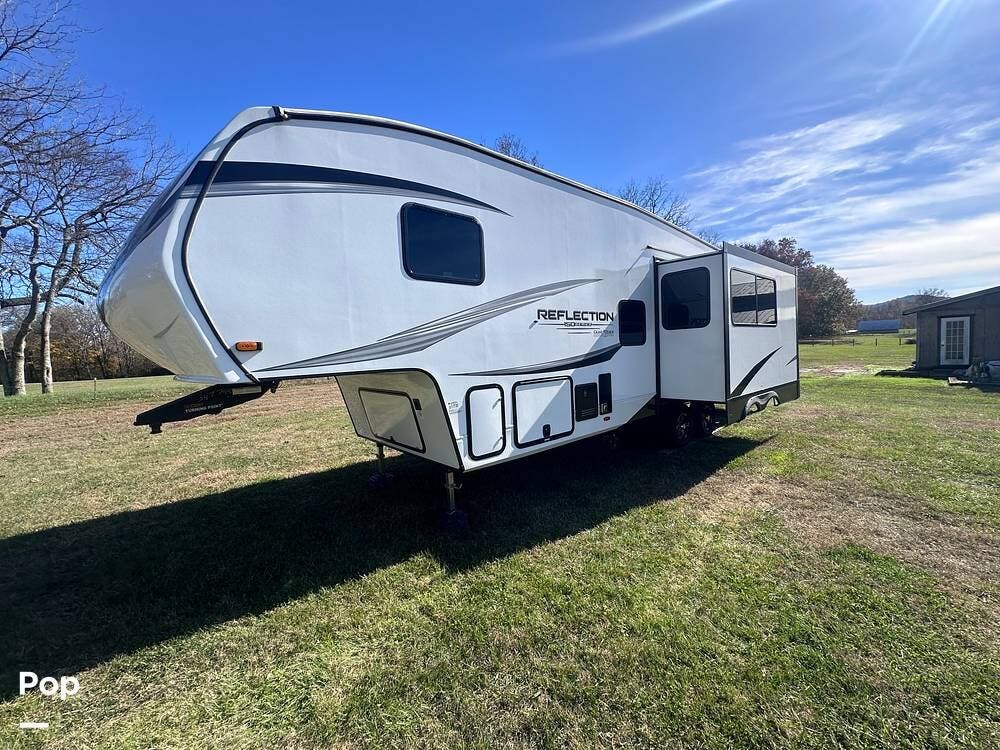 2024 Grand Design 298BH - Used Fifth Wheel For Sale by Pop RVs in Franklin, Tennessee features Air Conditioning, Awning, Slideout