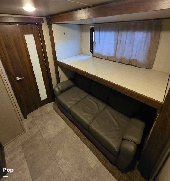 2018 Columbus 378MB by Palomino from Pop RVs in Whitehall, Michigan