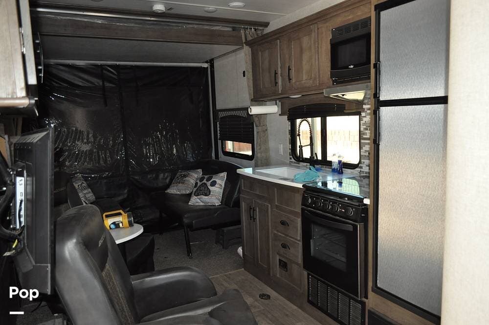 2021 Shockwave T24RQGMX by Forest River from Pop RVs in Topock, Arizona