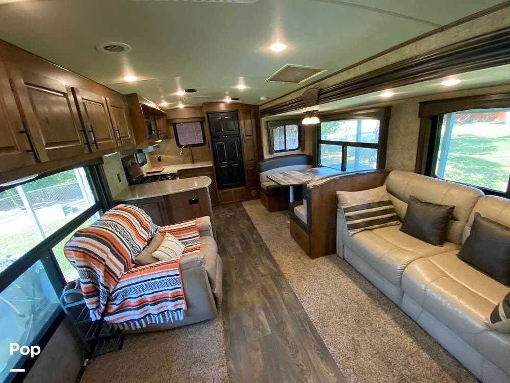 2019 Outdoors RV Titanium 280RKS - Used Travel Trailer For Sale by Pop RVs in Walker, Louisiana features Awning, Leveling Jacks, Air Conditioning, Slideout