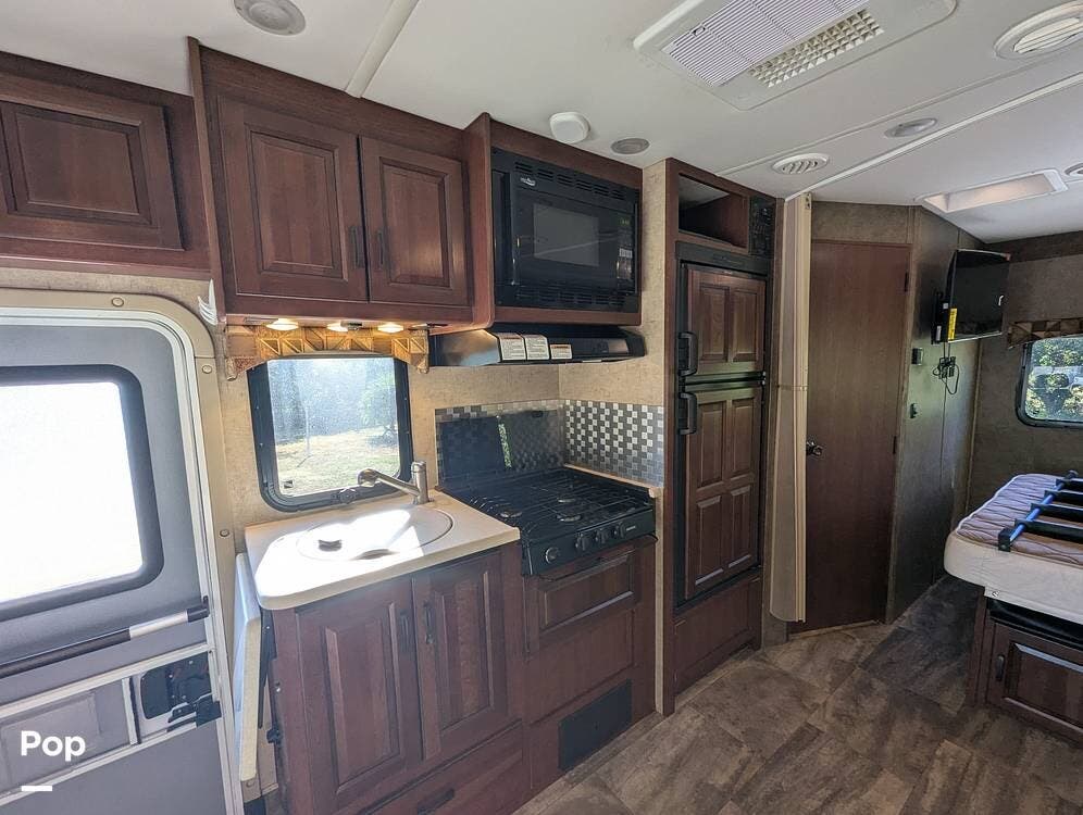Used 2015 Forest River Sunseeker MBS 2400W available in Wimauma, Florida
