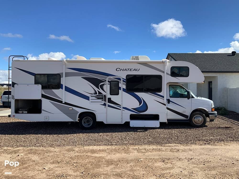 2021 Thor Motor Coach Chateau 26B - Used Class C For Sale by Pop RVs in Arizona City, Arizona features Air Conditioning, Slideout