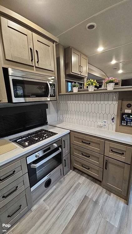 2023 Reflection 370FLS by Grand Design from Pop RVs in Poolesville, Maryland