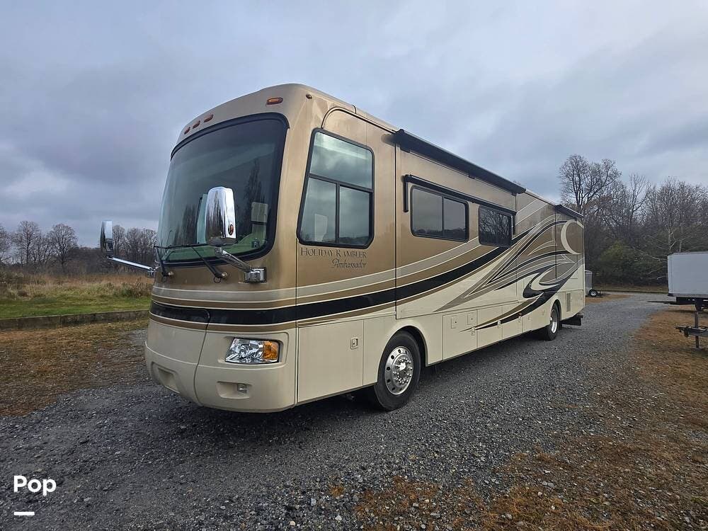 2011 Holiday Rambler Ambassador 40PBQ - Used Diesel Pusher For Sale by Pop RVs in Exton, Pennsylvania features Leveling Jacks, Air Conditioning, Slideout, Awning, Generator
