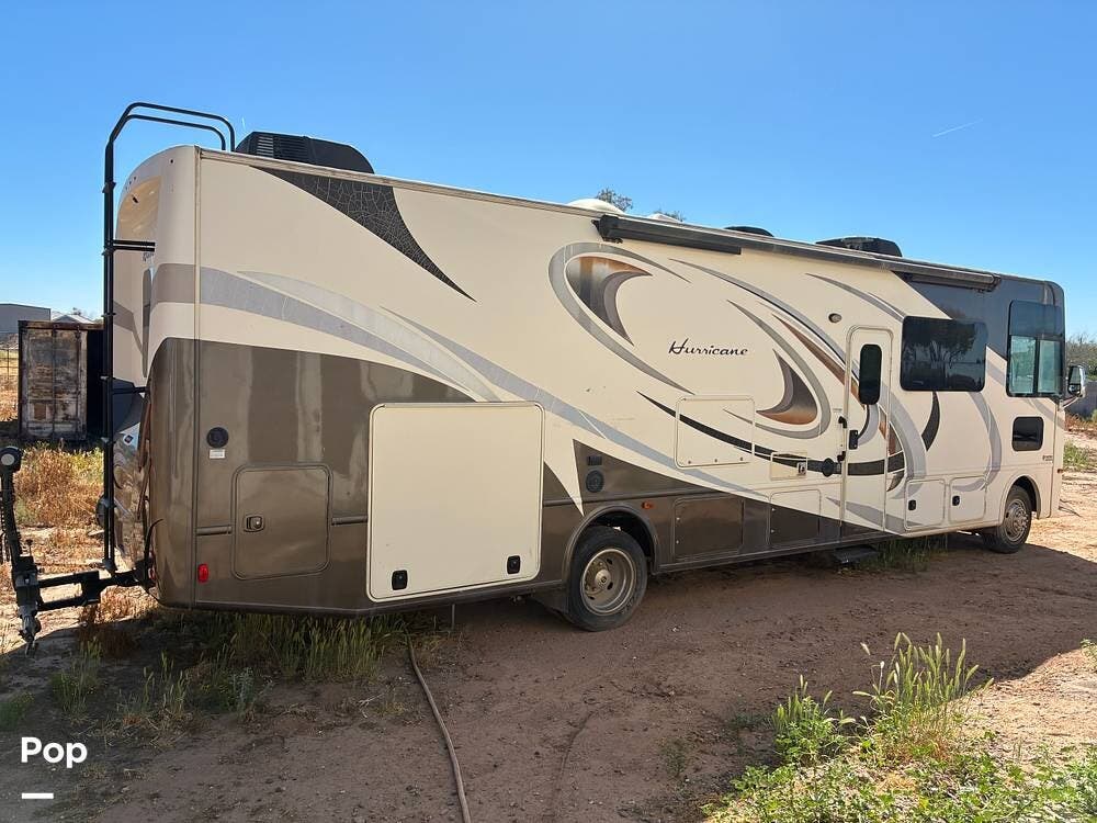 2017 Hurricane 34J by Thor Motor Coach from Pop RVs in Chandler, Arizona