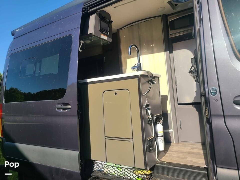 2022 Thor Motor Coach Tranquility 19P - Used Class B For Sale by Pop RVs in Vallejo, California features Air Conditioning, Awning