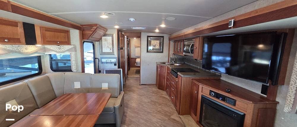 2018 Winnebago Sunova 35G - Used Class A For Sale by Pop RVs in Lewisville, Texas features Air Conditioning, Leveling Jacks, Slideout, Generator, Awning