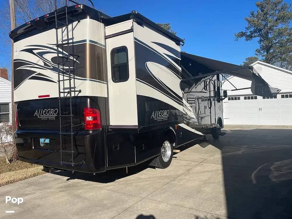 Used 2014 Tiffin Allegro 31SA available in Onancock, Virginia