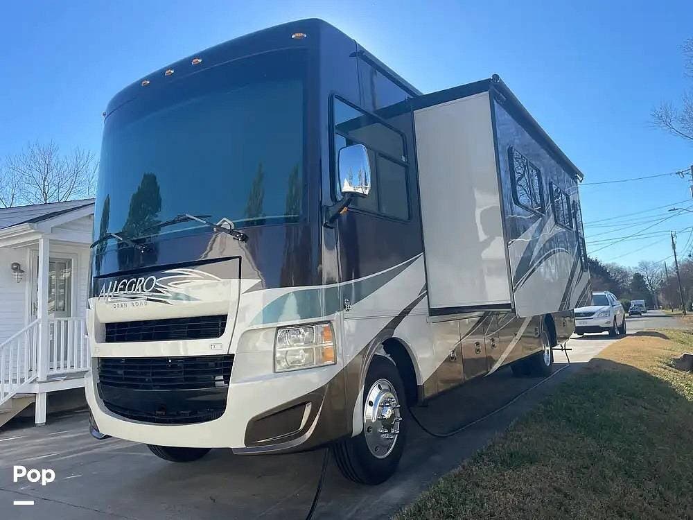 2014 Allegro 31SA by Tiffin from Pop RVs in Onancock, Virginia