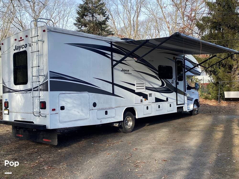 2019 Jayco Greyhawk 29MV - Used Class C For Sale by Pop RVs in New Egypt, New Jersey features Air Conditioning, Awning, Slideout, Generator
