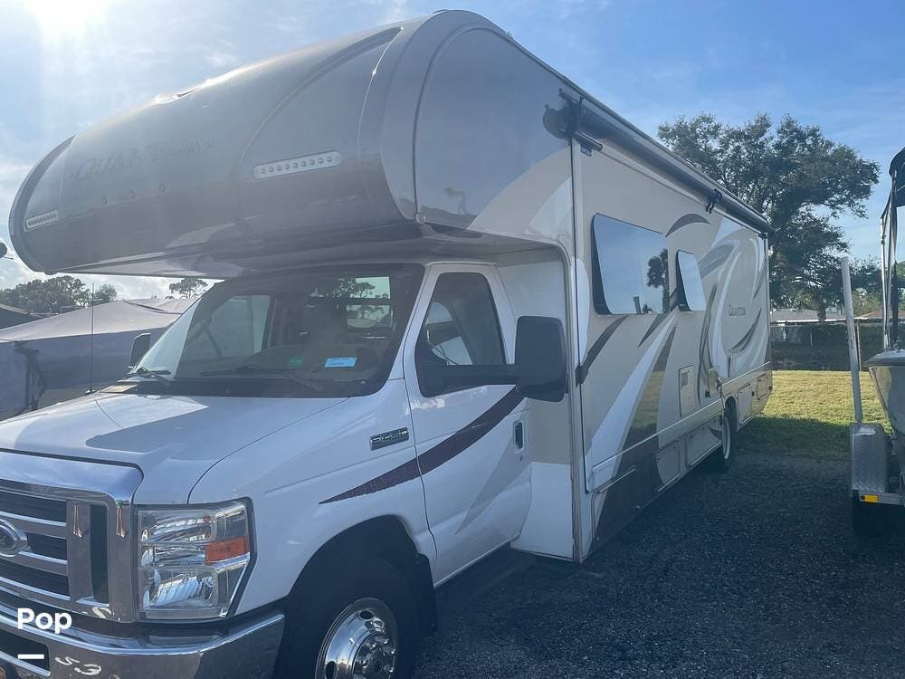 Used 2017 Thor Motor Coach Quantum WS31 available in Osprey, Florida