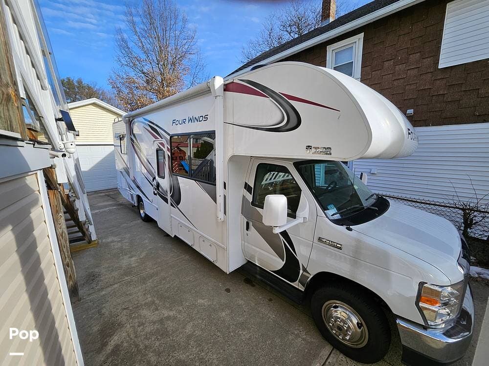 2021 Four Winds 28Z by Thor Motor Coach from Pop RVs in Westfield, Massachusetts