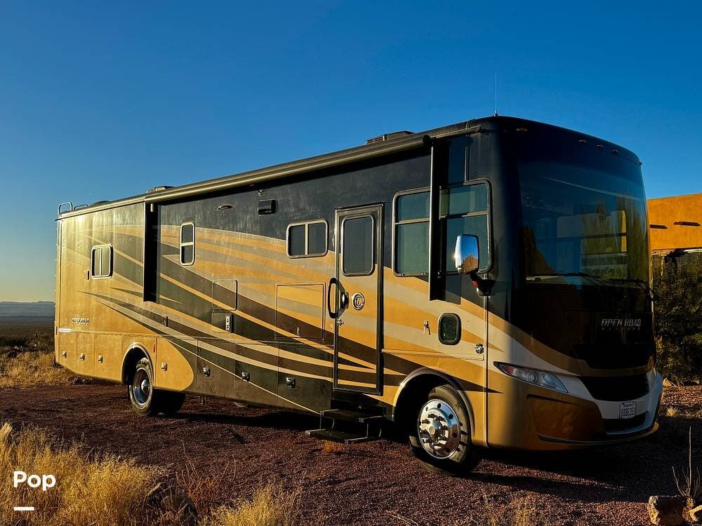 2018 Tiffin Allegro Open Road 36LA - Used Class A For Sale by Pop RVs in Las Cruces, New Mexico features Leveling Jacks, Generator, Slideout, Air Conditioning, Awning