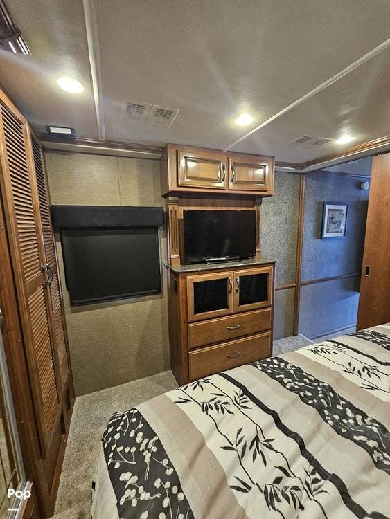 Used 2014 Fleetwood Expedition 40X available in Las Vegas, Nevada