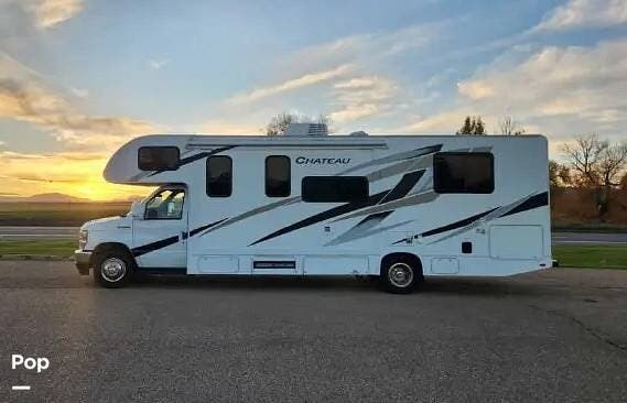 2023 Thor Motor Coach Chateau 28Z - Used Class C For Sale by Pop RVs in Loveland, Colorado features Air Conditioning, Generator, Slideout, Awning