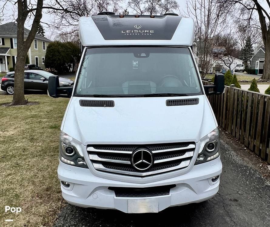 Used 2018 Leisure Travel Unity U24TB available in Northfield, Illinois