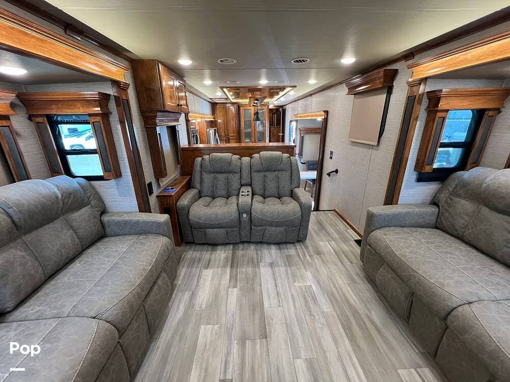 2022 Beacon 42RDB by Vanleigh from Pop RVs in Buda, Texas