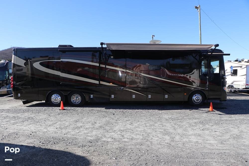 2017 Newmar Ventana 4369 - Used Diesel Pusher For Sale by Pop RVs in Marietta, Georgia features Slideout, Awning, Generator, Air Conditioning, Leveling Jacks