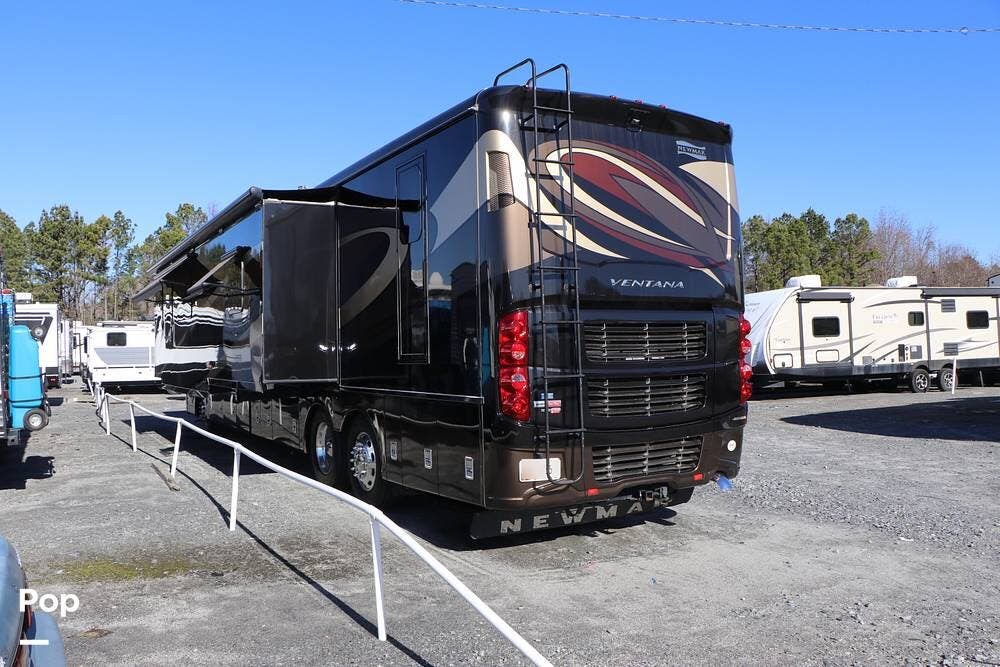 Used 2017 Newmar Ventana 4369 available in Marietta, Georgia