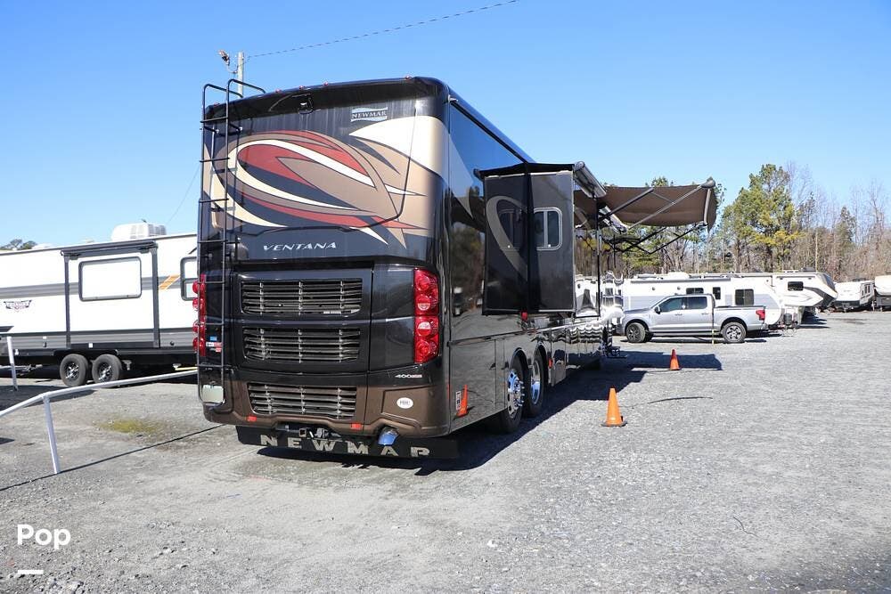 2017 Ventana 4369 by Newmar from Pop RVs in Marietta, Georgia