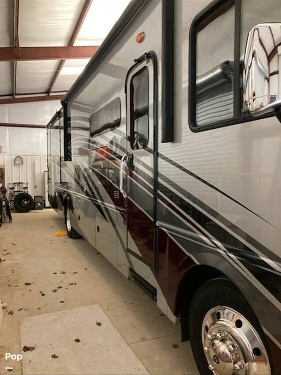 2023 Vacationer 36F by Holiday Rambler from Pop RVs in Cumming, Georgia