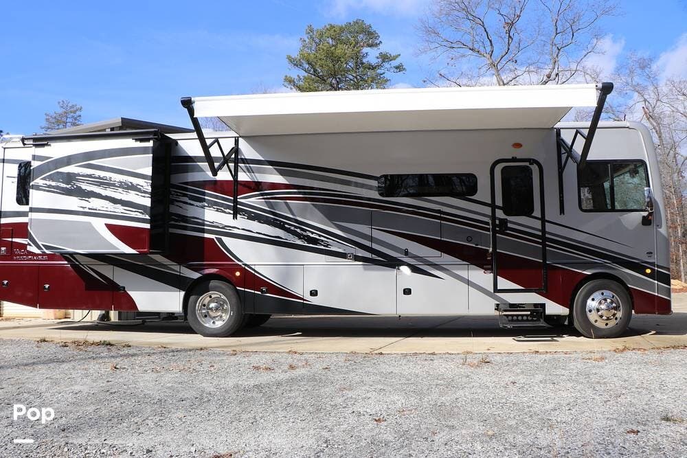 2023 Holiday Rambler Vacationer 36F - Used Class A For Sale by Pop RVs in Cumming, Georgia features Leveling Jacks, Air Conditioning, Generator, Slideout, Awning
