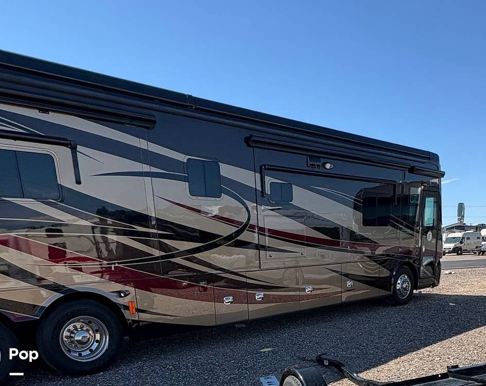 2013 Tiffin Allegro Bus 43QGP - Used Diesel Pusher For Sale by Pop RVs in Surprise, Arizona features Slideout, Generator, Leveling Jacks, Awning, Air Conditioning