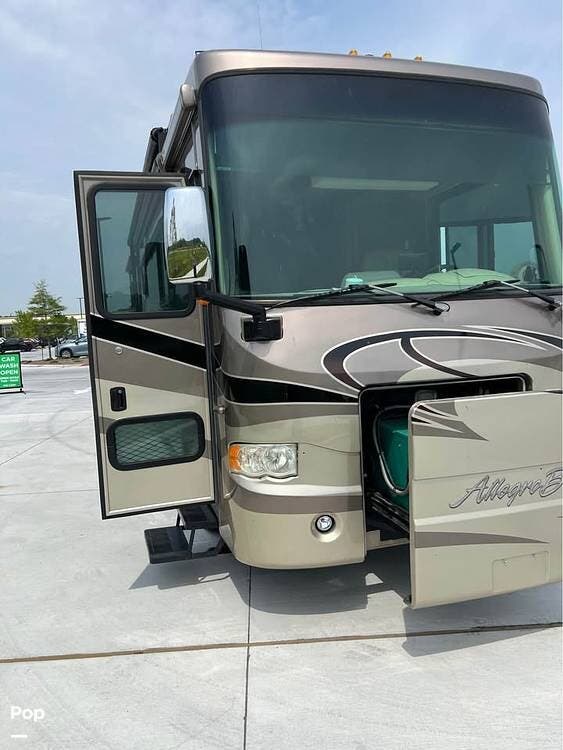 2007 Tiffin Allegro Bus 40qsp - Used Diesel Pusher For Sale by Pop RVs in Lima, Ohio features Slideout